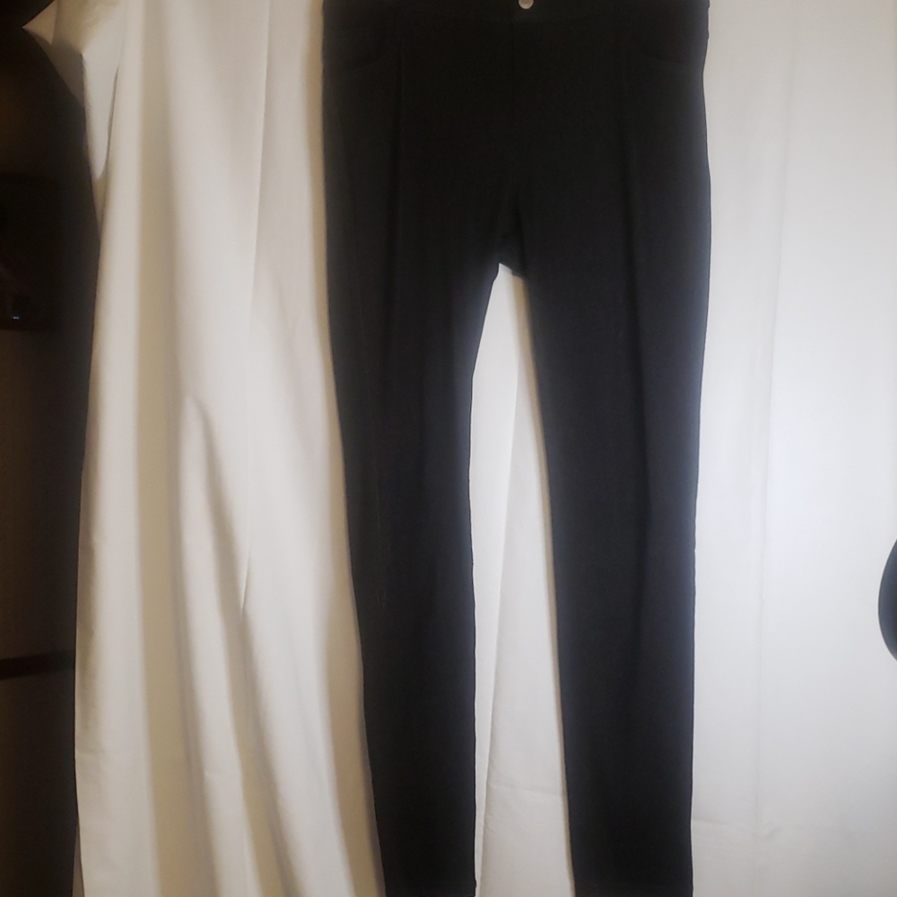 Black JEGGINGS